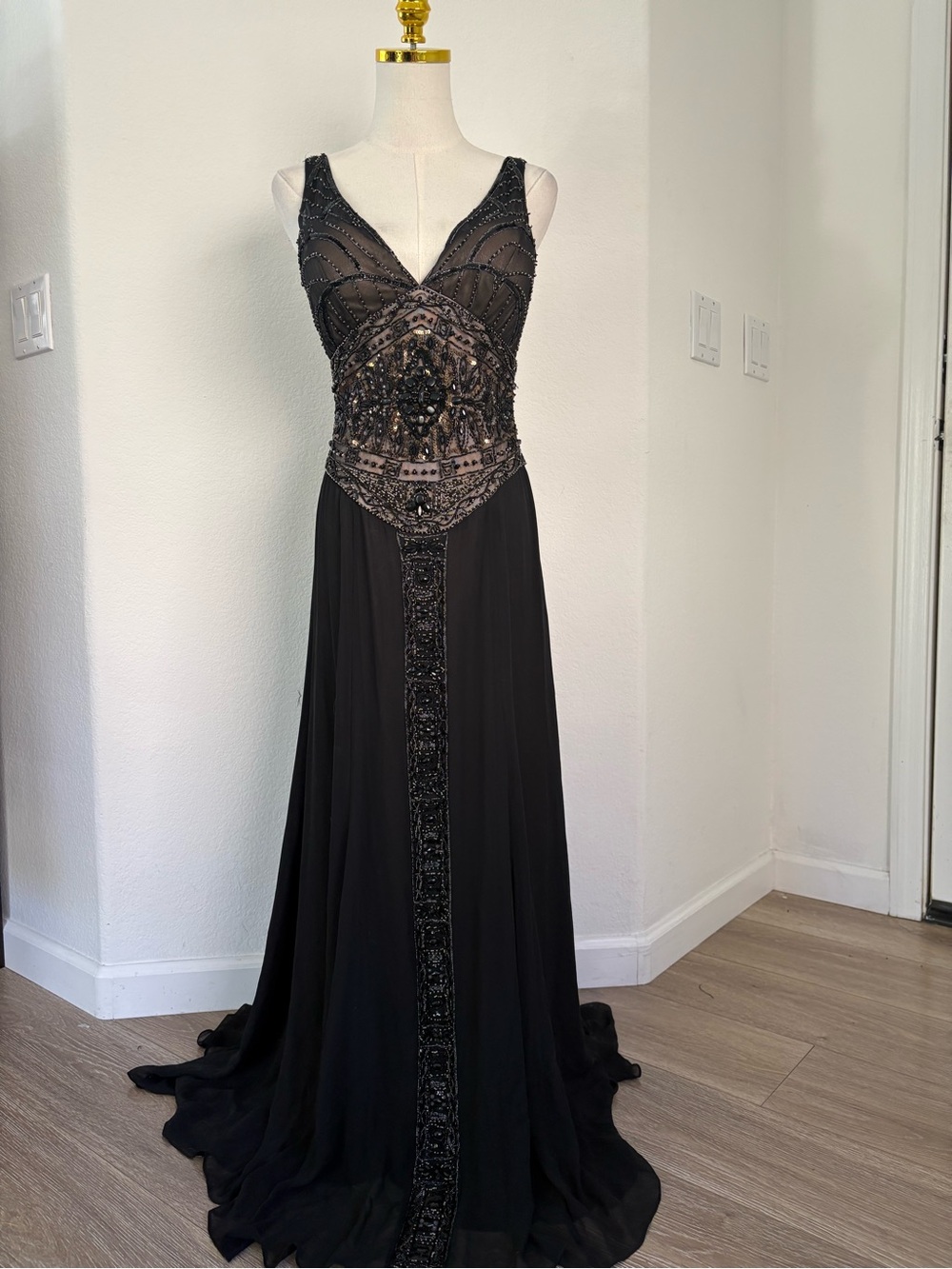 Sue Wong Black Beaded V-Neck Prom Gown - Picture 3 of 12